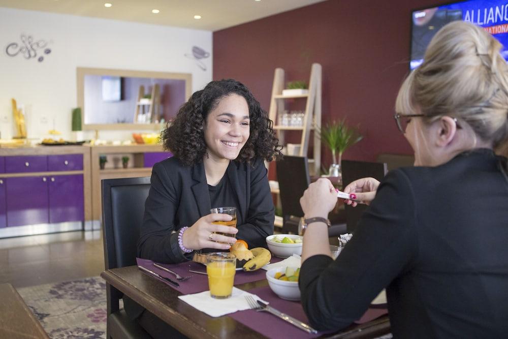 Hotel Mercure Rennes Cesson מראה חיצוני תמונה